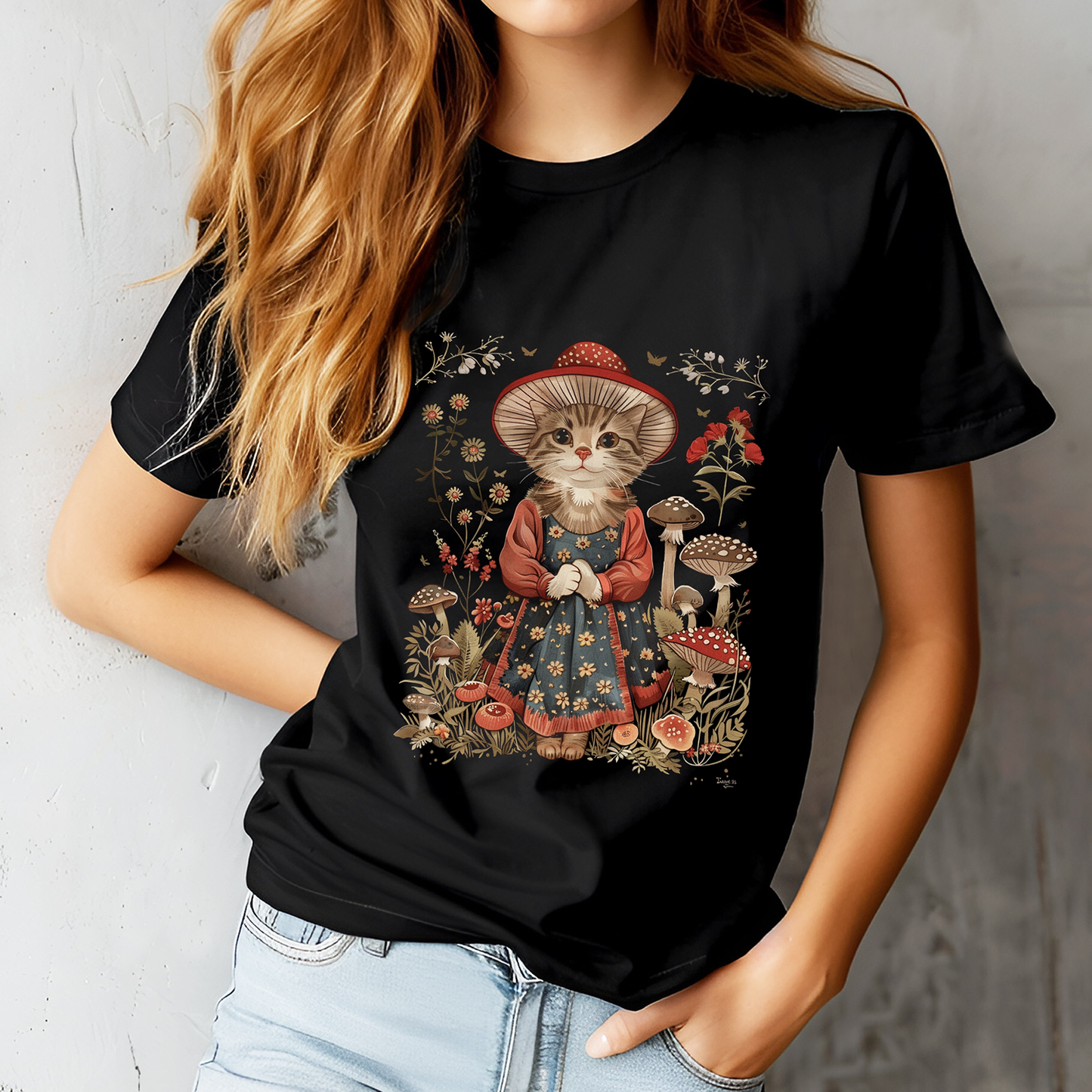 Forrest Cat Black Ladies T-shirt